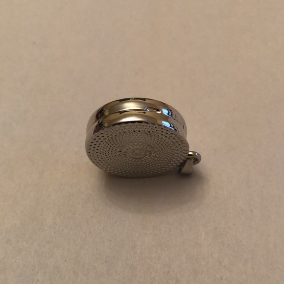 Heart, Aromatherapy Necklace, Pendant, Extra Diffuser Tab - Picture 3 of 9